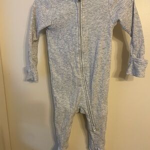 Two way zipper footie 3-6 month